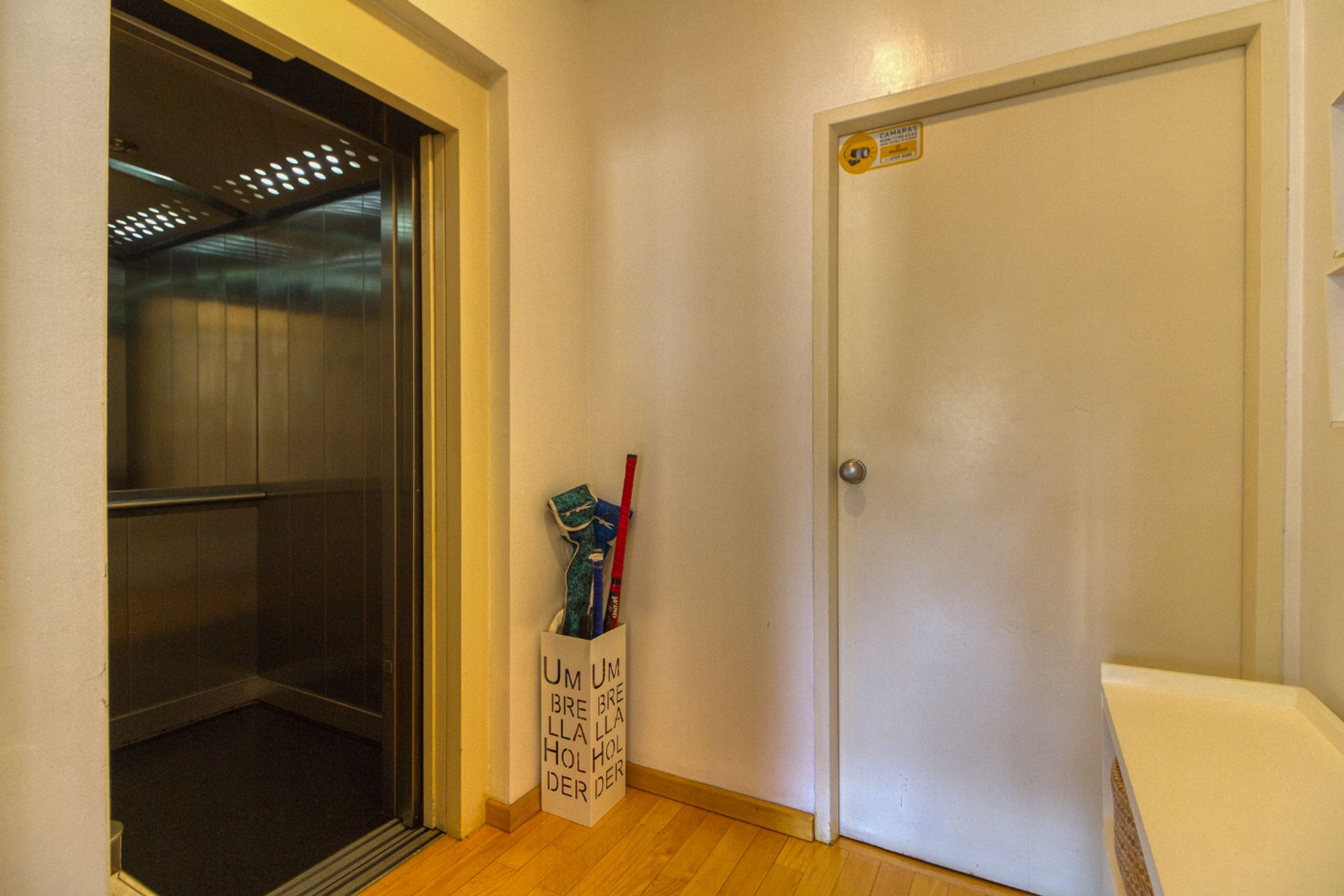 Departamento 4 Ambientes Olivos. Balcon. Cochera