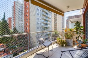 4-Room Apartment Olivos, Balcony, Garage