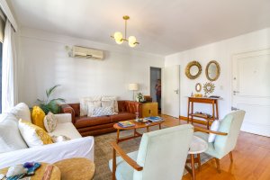 4-Room Apartment Olivos, Balcony, Garage