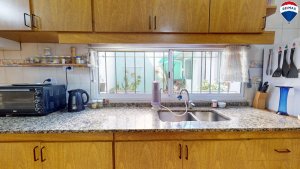 Venta casa 4 amb con patio y cochera