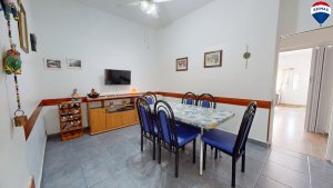 Venta casa 4 amb con patio y cochera