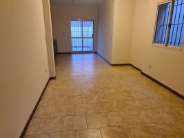 Front-facing 3-room apartment for rent with garage