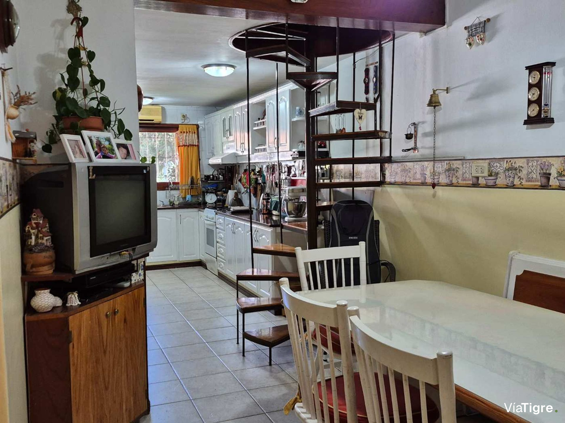 Casa PH en Venta de 4 ambientes en Martinez
