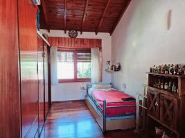 PH House for Sale, 4 Rooms, Martinez