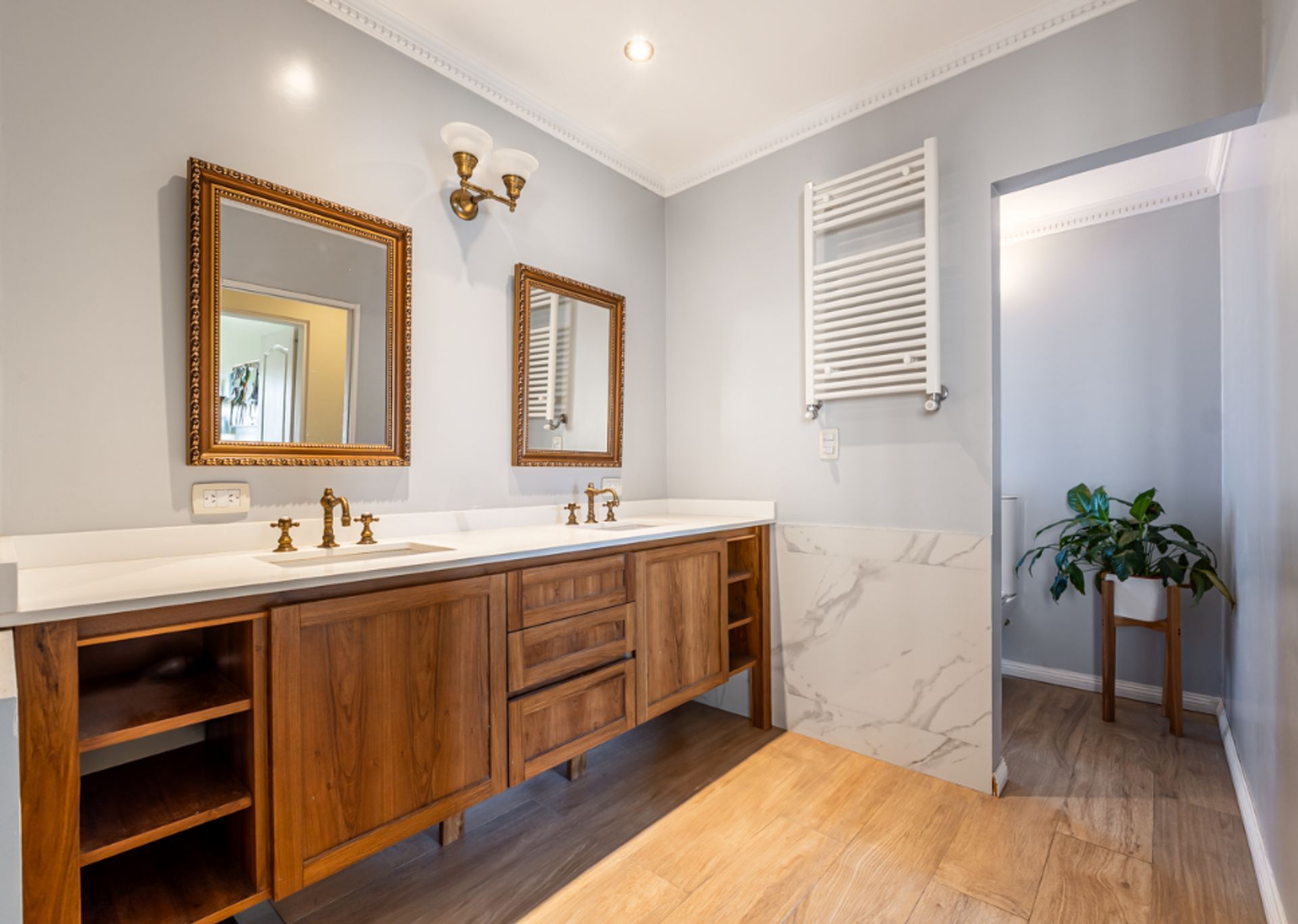 Venta Divina Casa A La Laguna - Barrio San Agustin