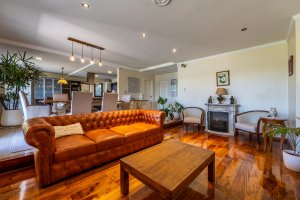 Venta Divina Casa A La Laguna - San Agustin Neighborhood