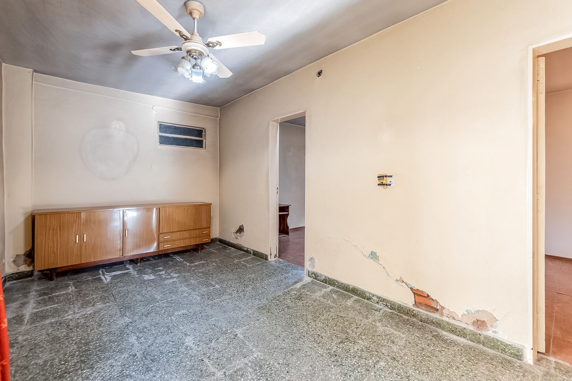 PH 3 amb, local y patio en venta Don Torcuato