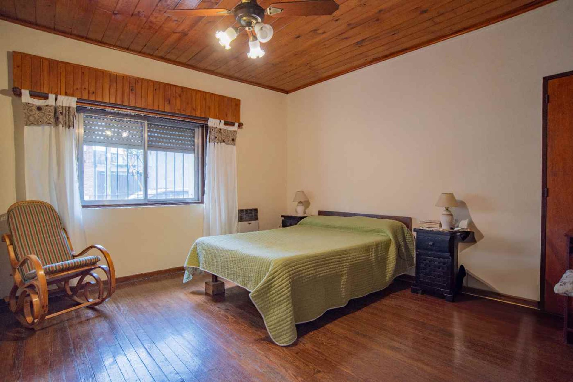 Venta Casa 3 amb en San Fernando con patio (PH)