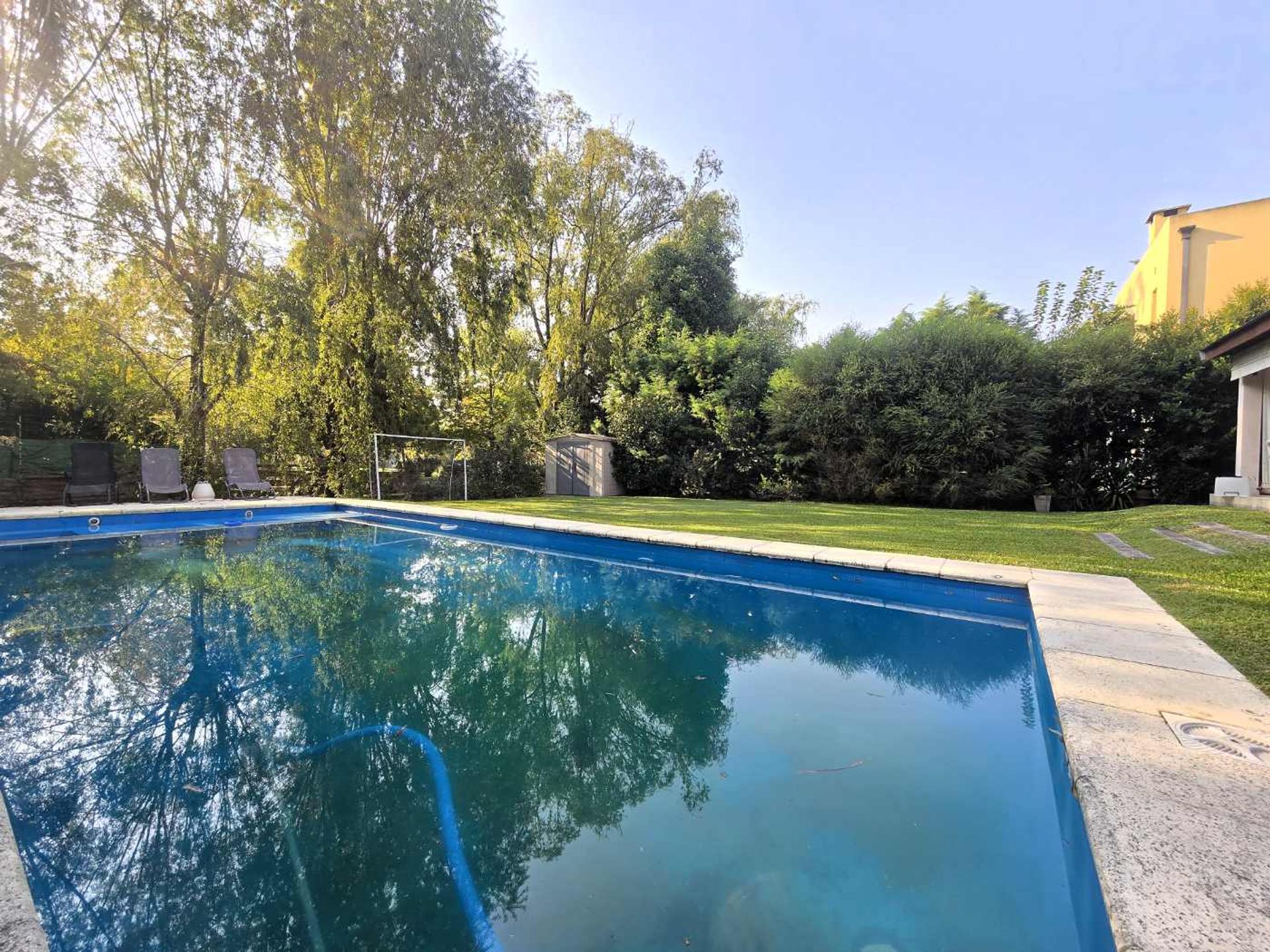 Casa En Venta En Benavidez Greens 5 Amb Con Pileta