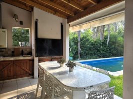 Casa En Venta En Benavidez Greens 5 Amb Con Pileta