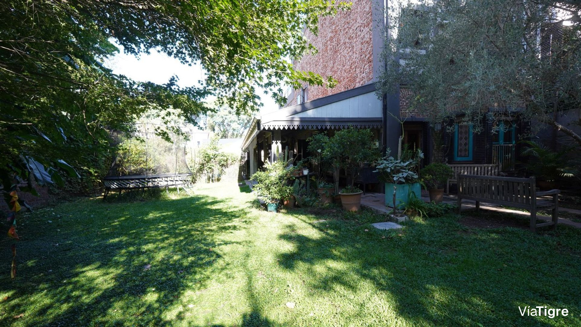 Venta Casa de 6 ambientes en Olivos con Pileta