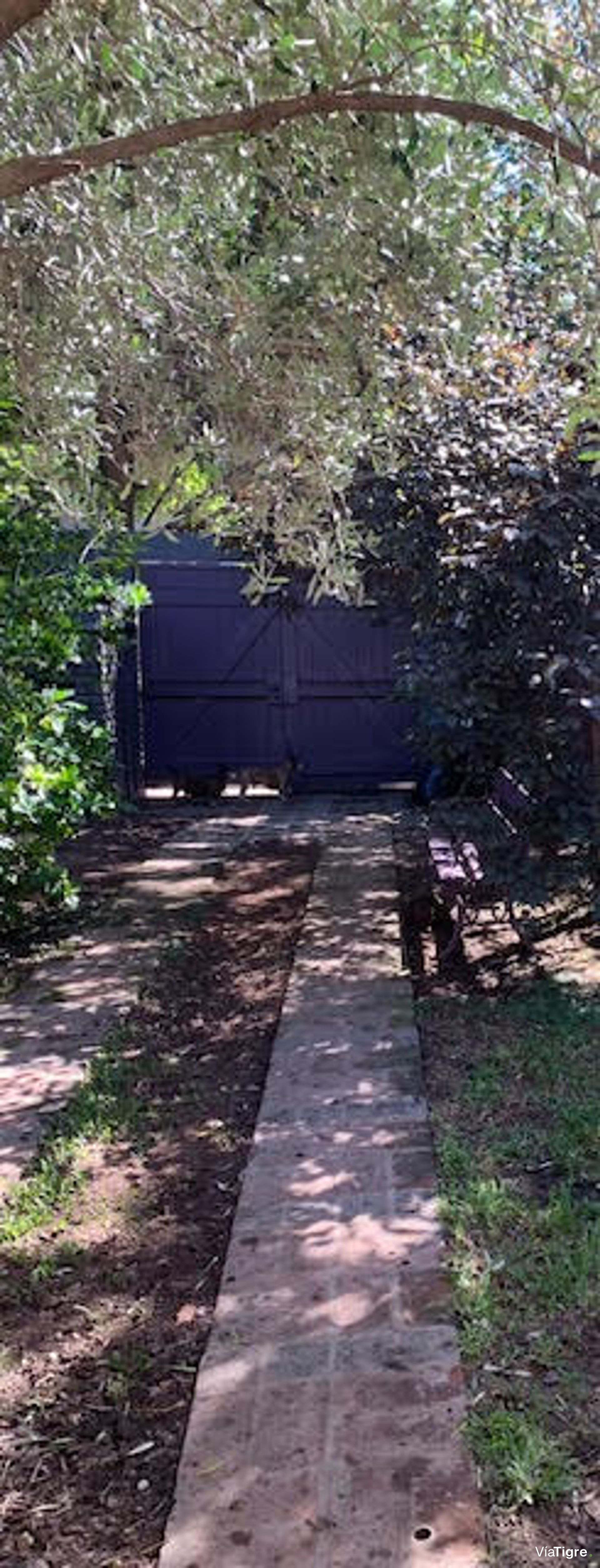 Venta Casa de 6 ambientes en Olivos con Pileta