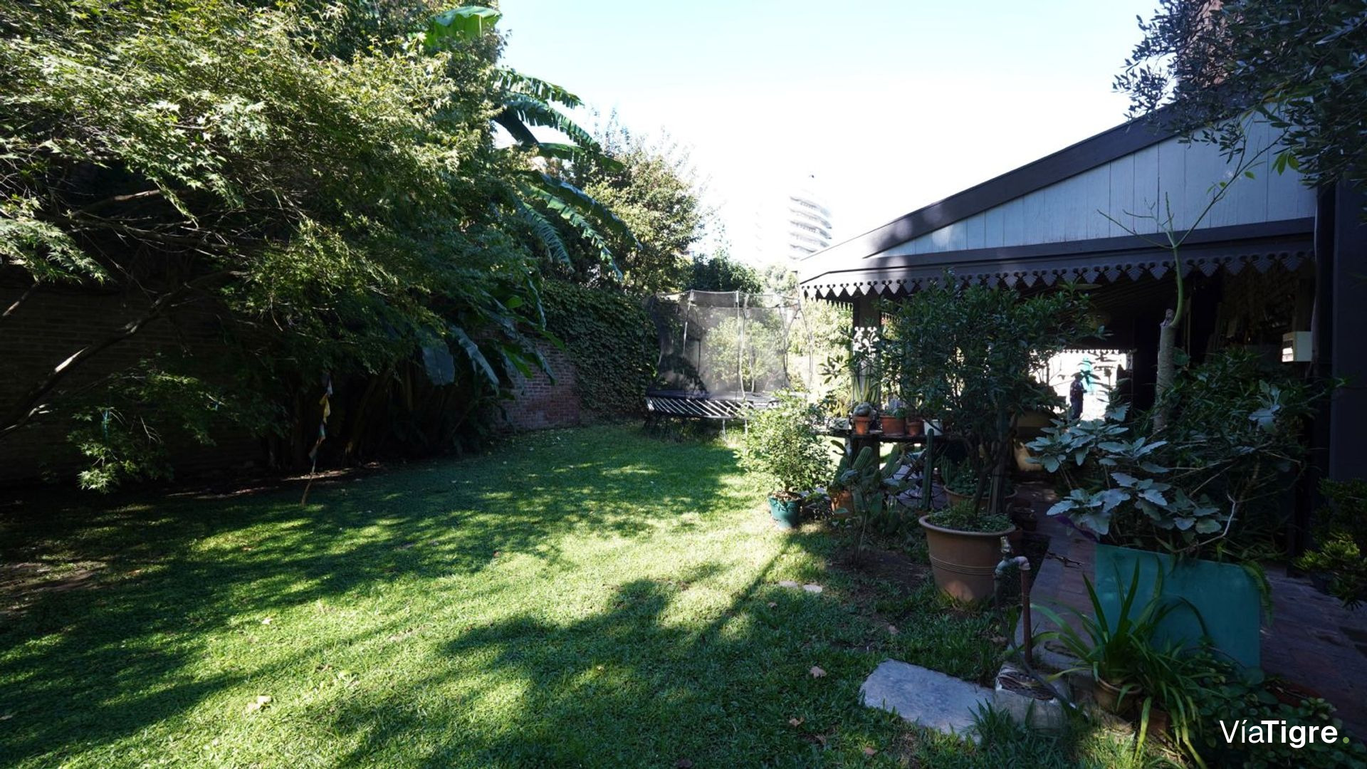 Venta Casa de 6 ambientes en Olivos con Pileta