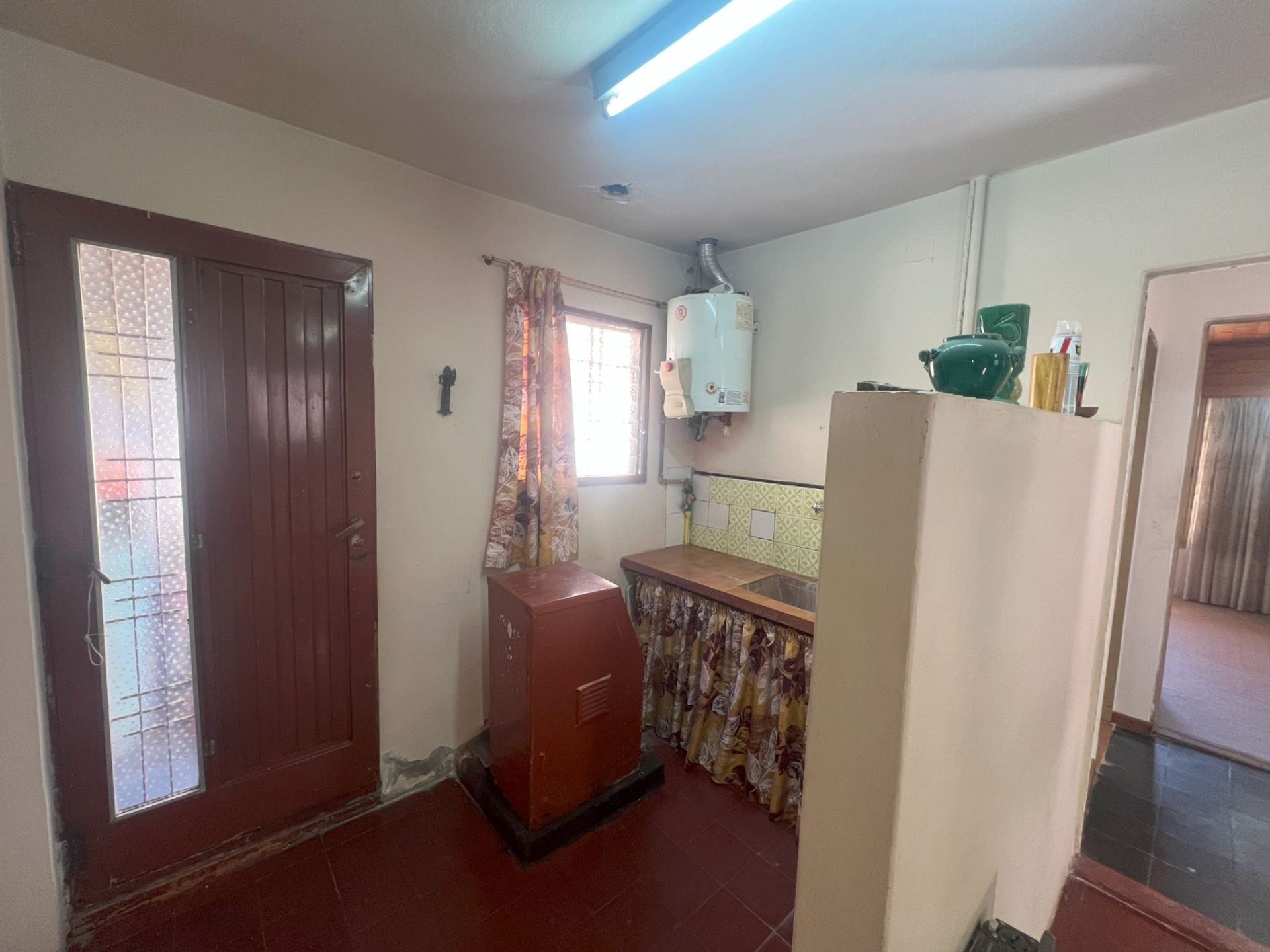Casa Don Torcuato 5 ambientes con Cochera y Jardín