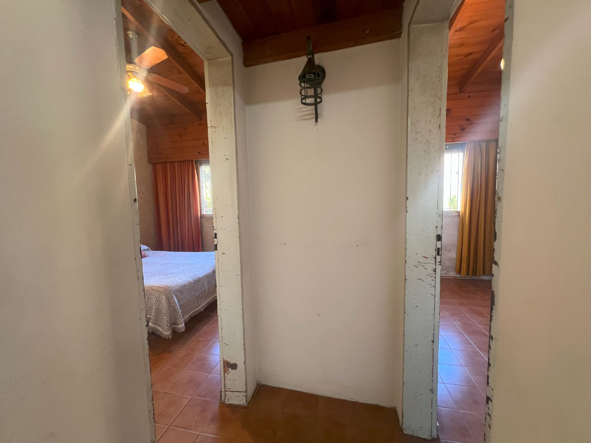 Casa Don Torcuato 5 ambientes con Cochera y Jardín