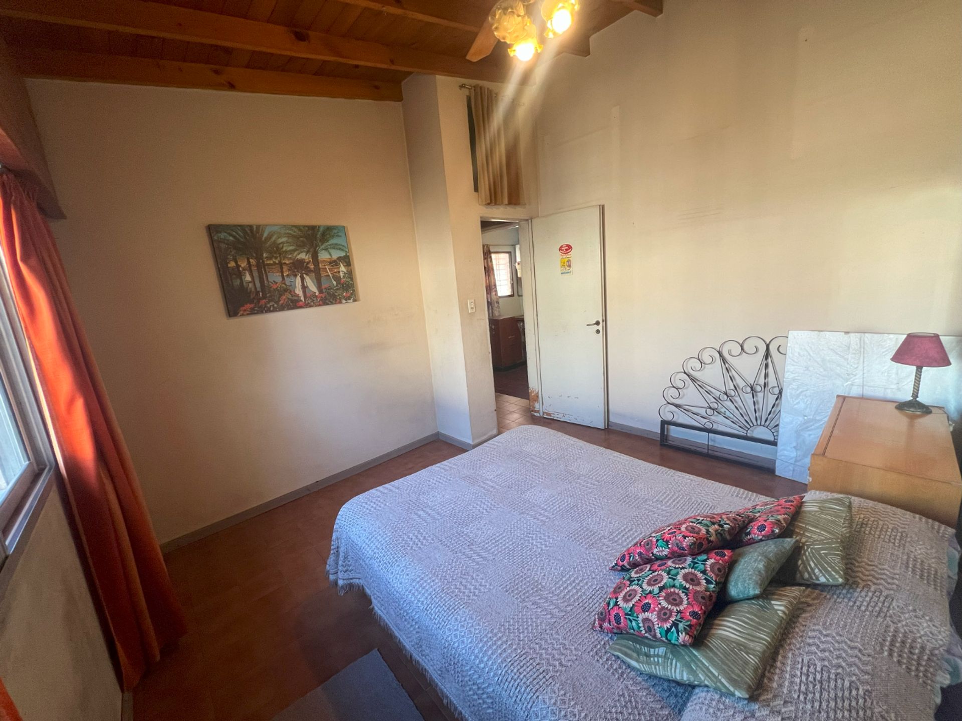 Casa Don Torcuato 5 ambientes con Cochera y Jardín