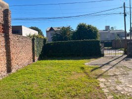 Casa Don Torcuato 5 ambientes con Cochera y Jardín