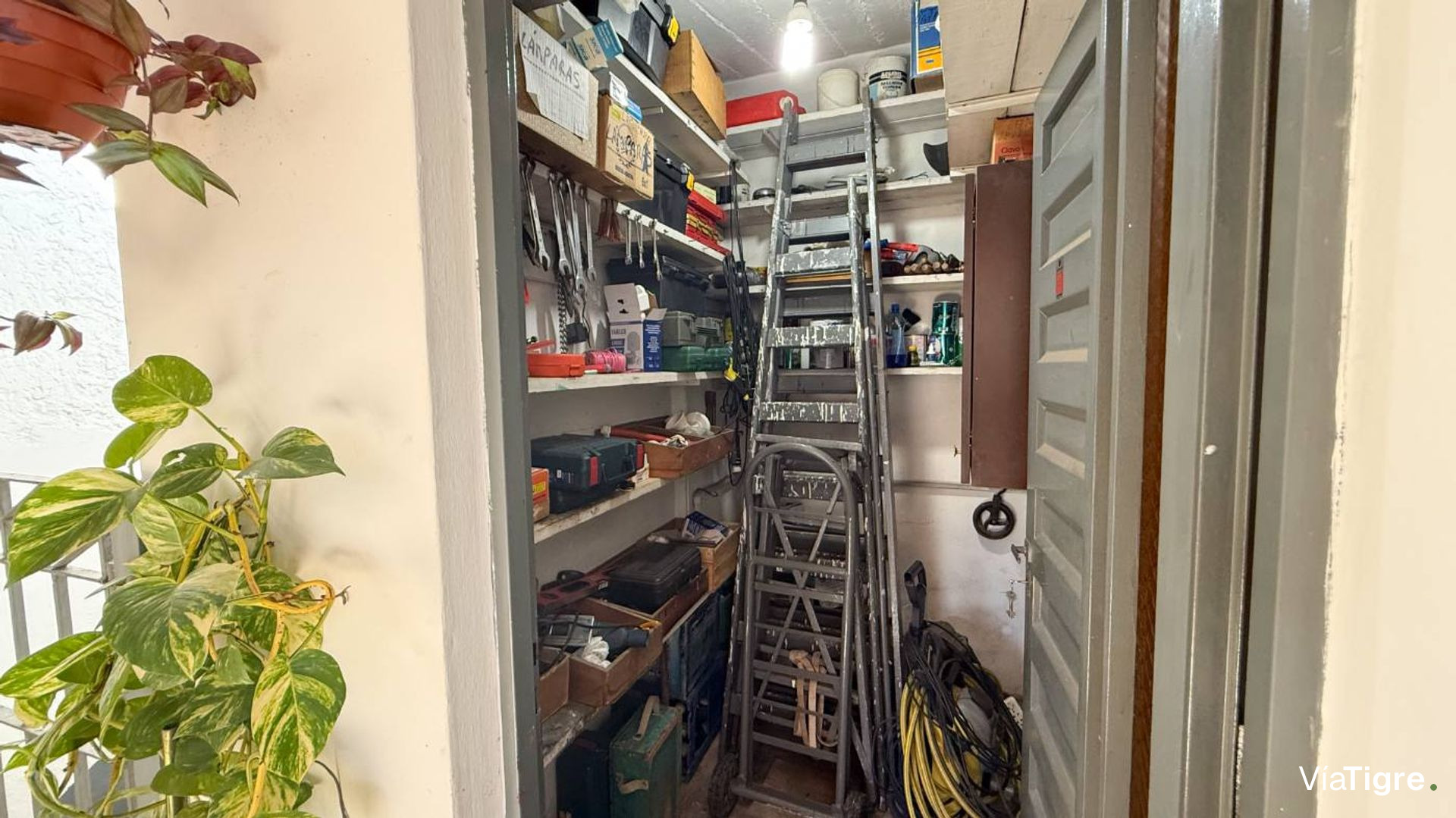 Venta casa 4 amb y monoambiente al fondo-Boulogne
