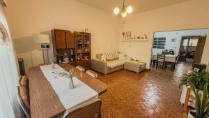 Venta casa 4 amb y monoambiente al fondo-Boulogne