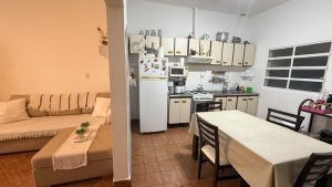 Venta casa 4 amb y monoambiente al fondo-Boulogne