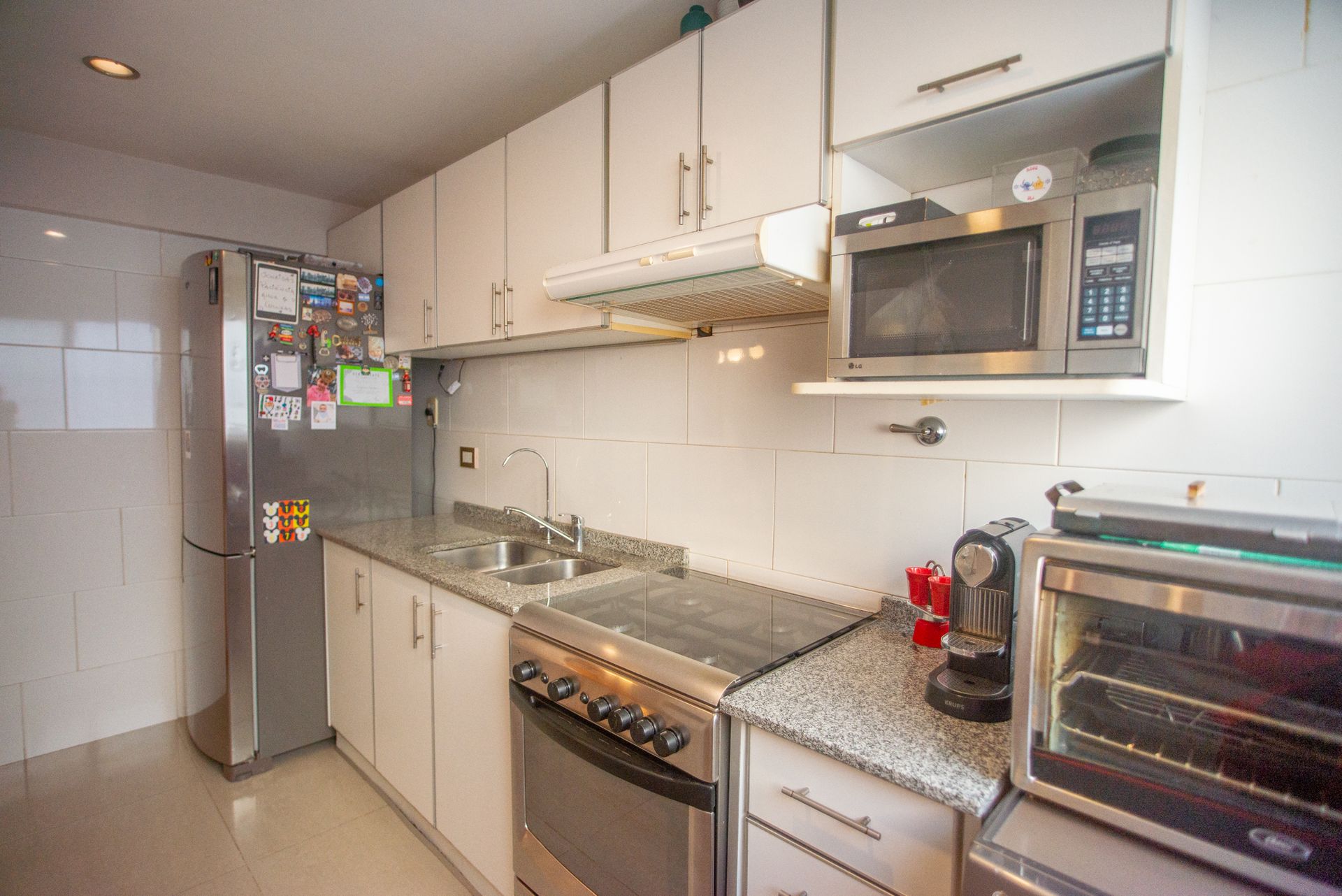 Venta Dpto 3 Ambientes Con Cochera Pileta Martinez