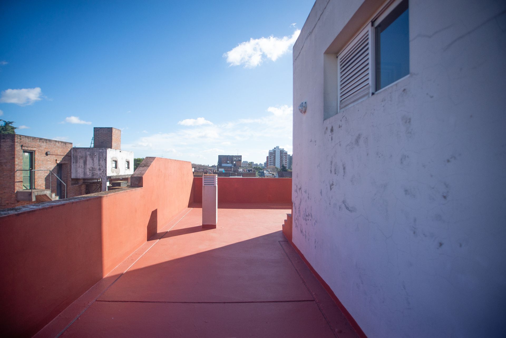 Venta Dpto 3 Ambientes Con Cochera Pileta Martinez