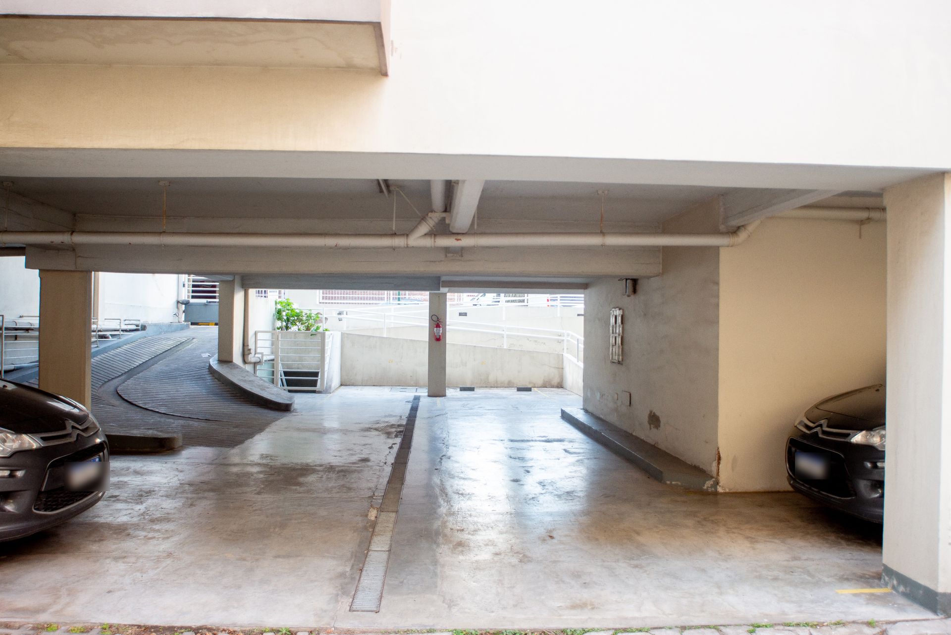 Venta Dpto 3 Ambientes Con Cochera Pileta Martinez