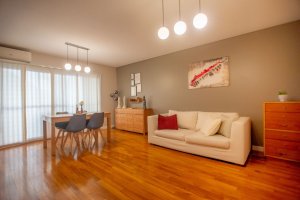 Venta Dpto 3 Ambientes Con Cochera Pileta Martinez