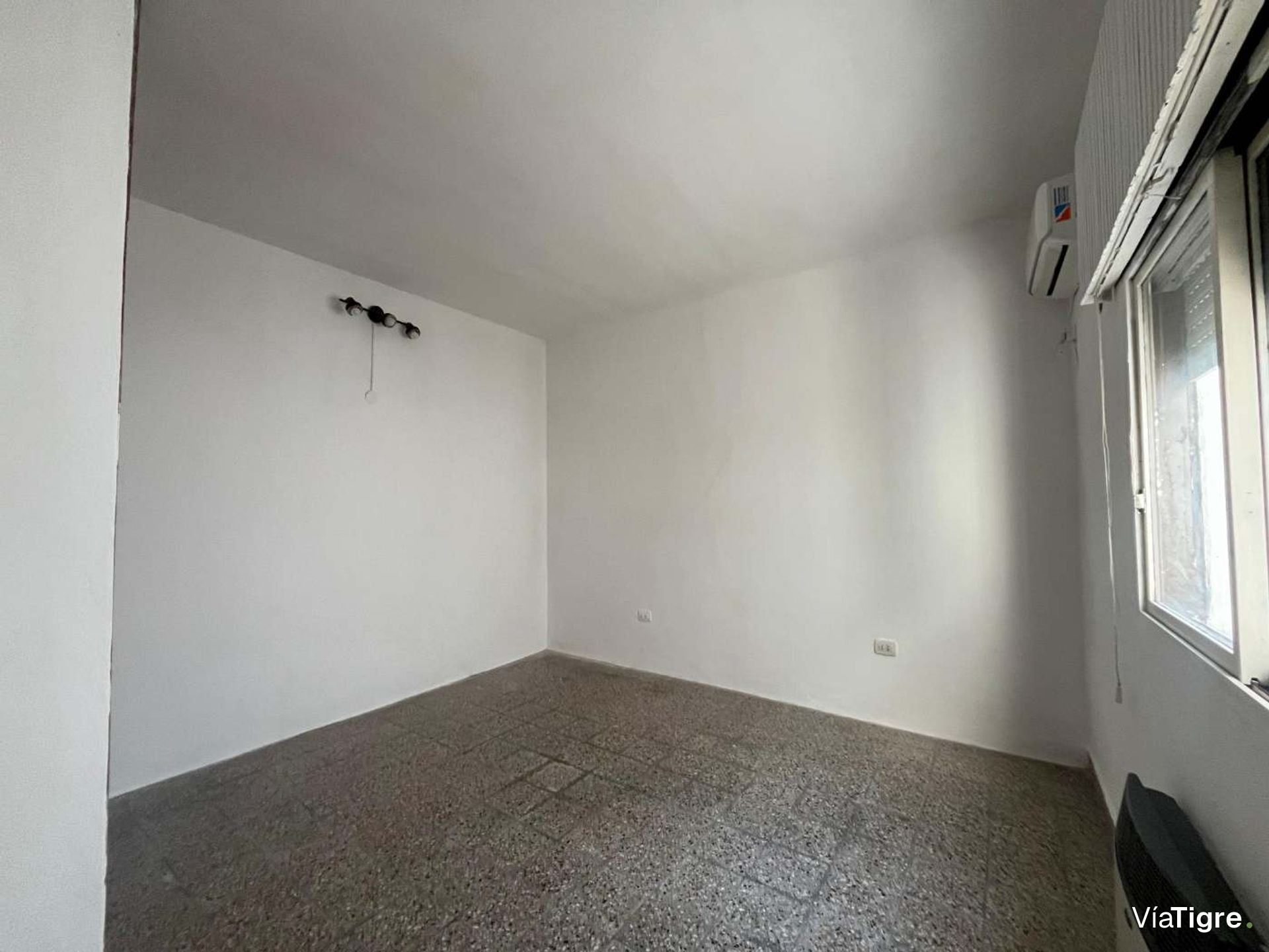 Venta Ph 3 ambientes con patio y parrilla