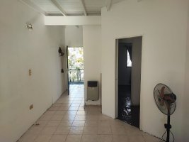 3-room apartment with patio, no HOA fees, Beccar