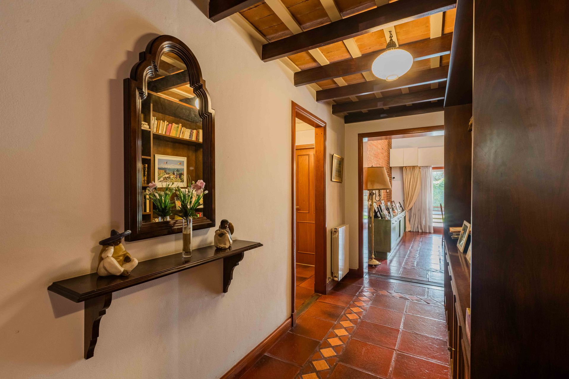 LA HORQUETA Casa en Venta con galería y pileta