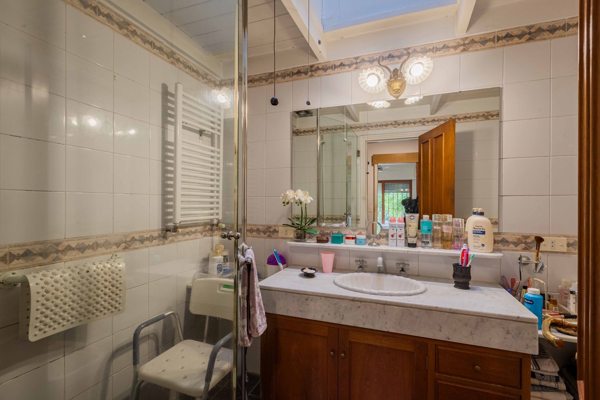 LA HORQUETA Casa en Venta con galería y pileta