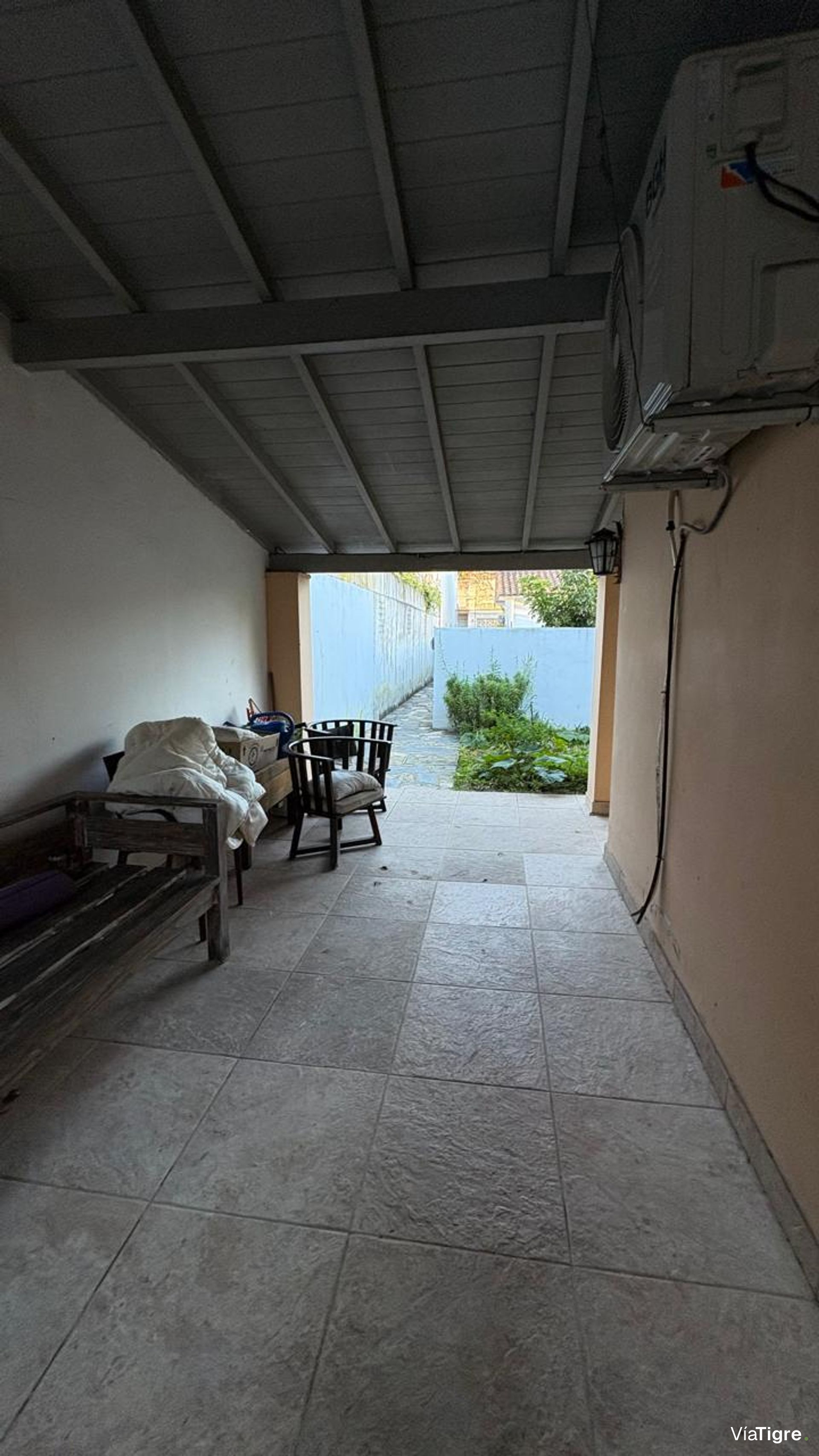 Punta Chica: 4 Dorm. + Jardín y Quincho