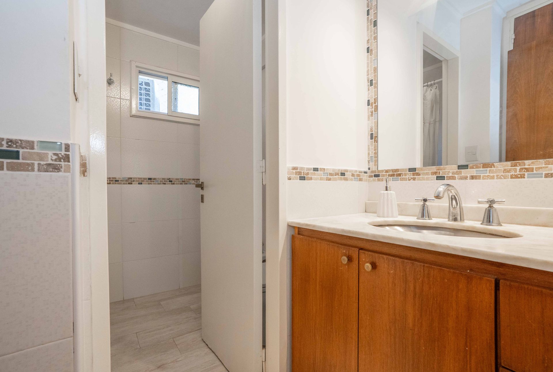 Dpto 4 amb c/cochera en venta en Vicente Lopez