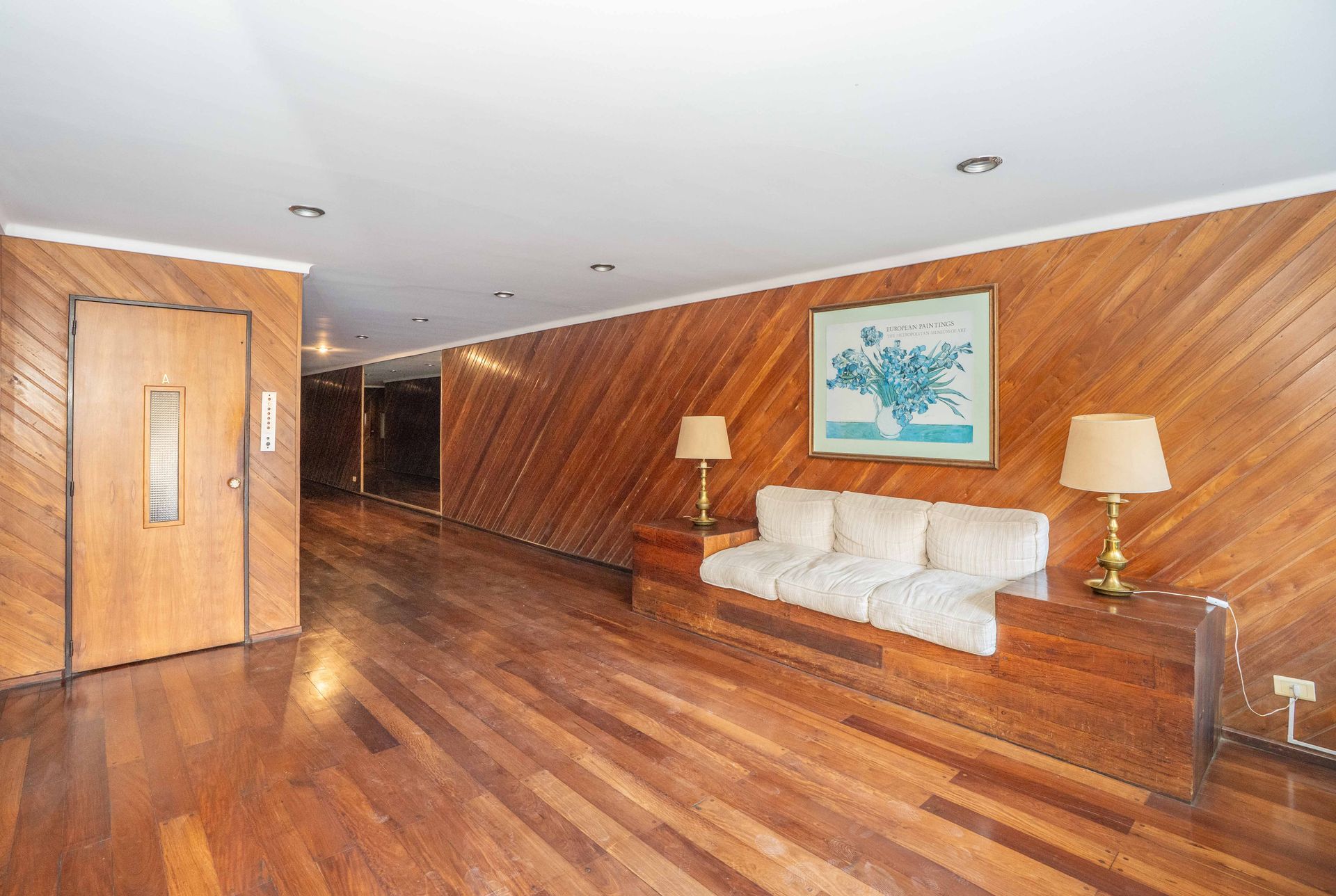 Dpto 4 amb c/cochera en venta en Vicente Lopez