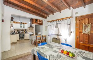 Casa en venta en Beccar con jardín y parrilla