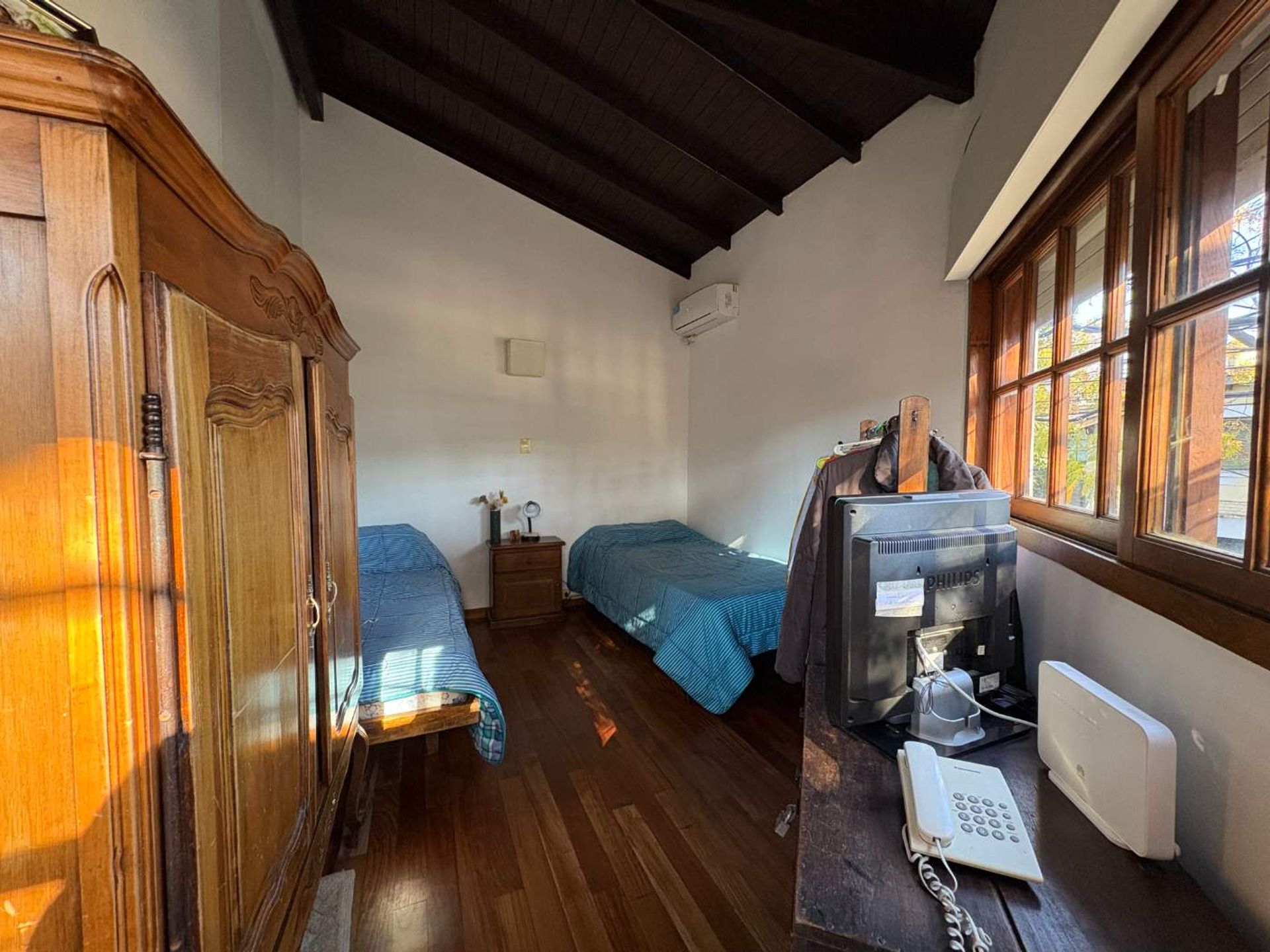 Casa en esquina s/ lote propio, Florida Vte. Lopez