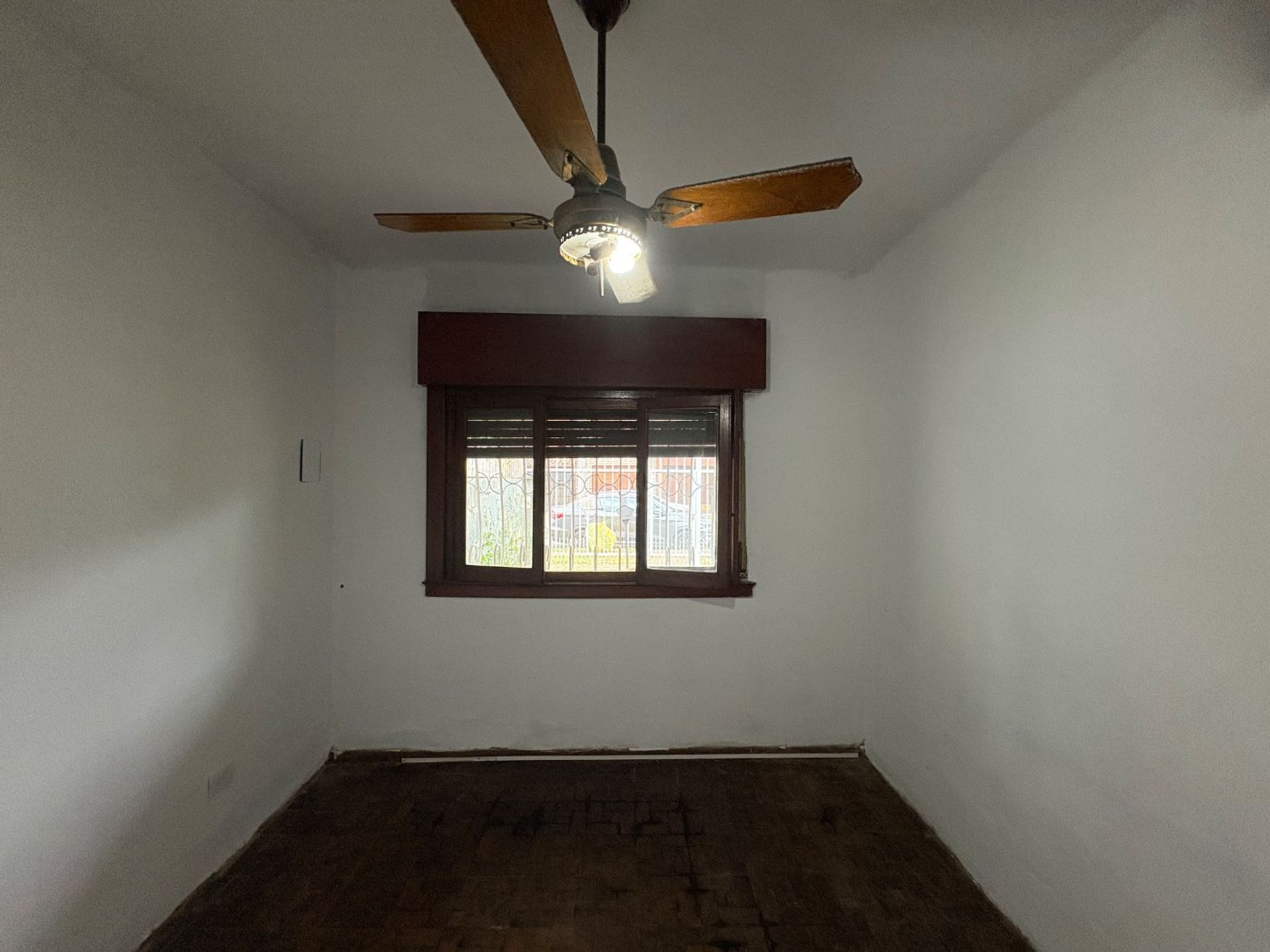 Venta Casa 3 Amb En Martinez