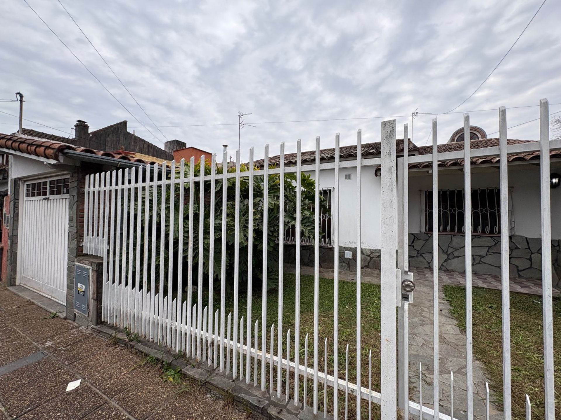 Venta Casa 3 Amb En Martinez