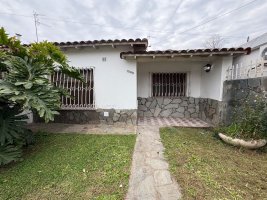 Venta Casa 3 Amb En Martinez