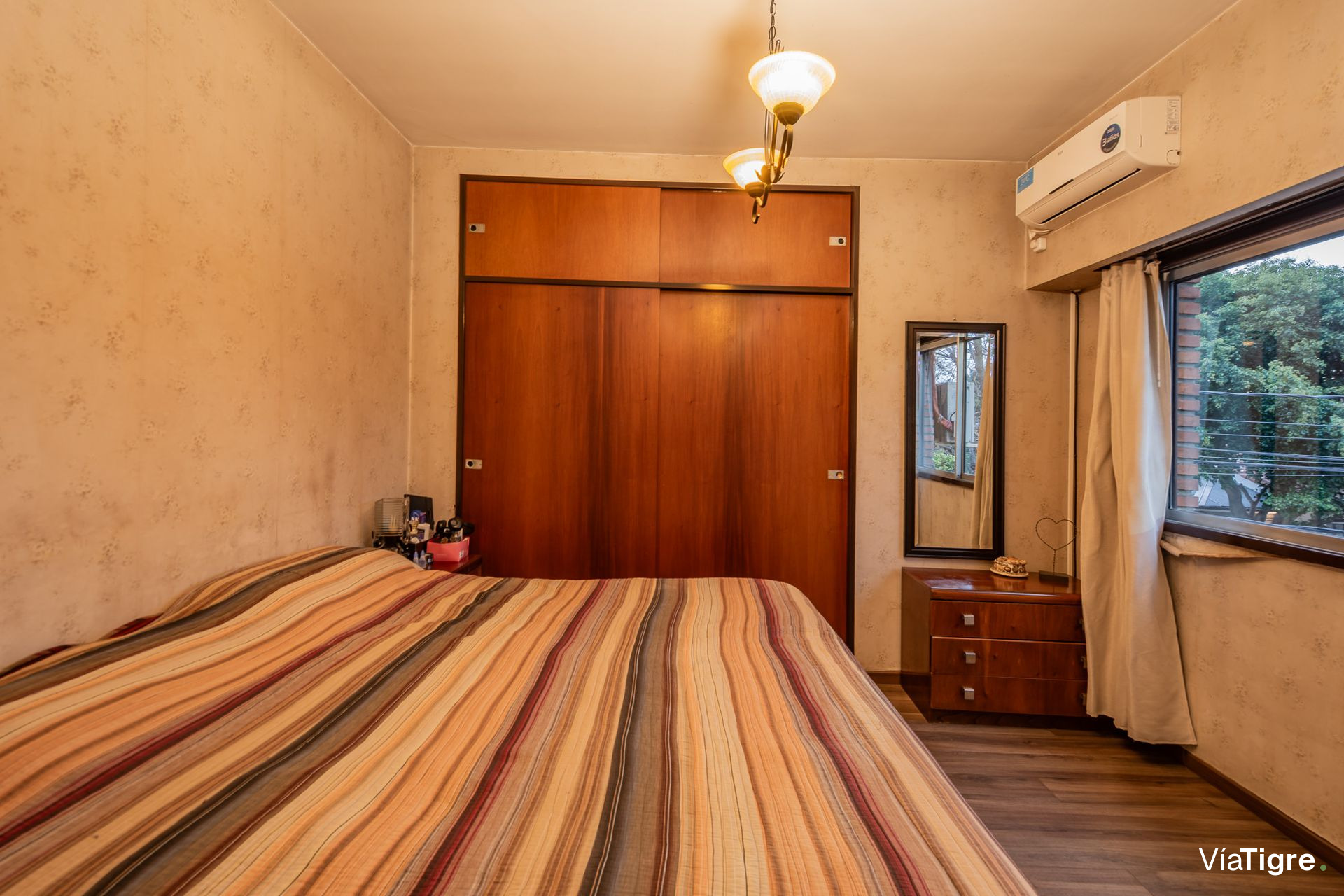 Venta Casa 5 Ambientes Olivos Permuta