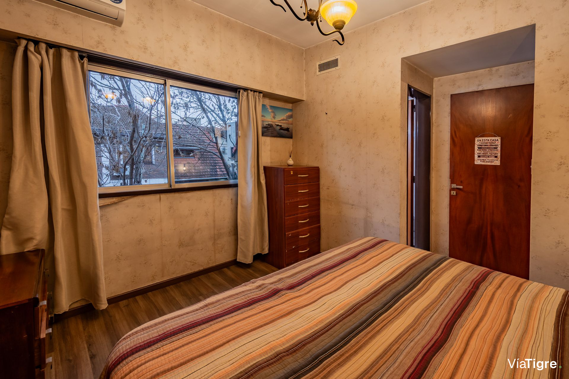 Venta Casa 5 Ambientes Olivos Permuta
