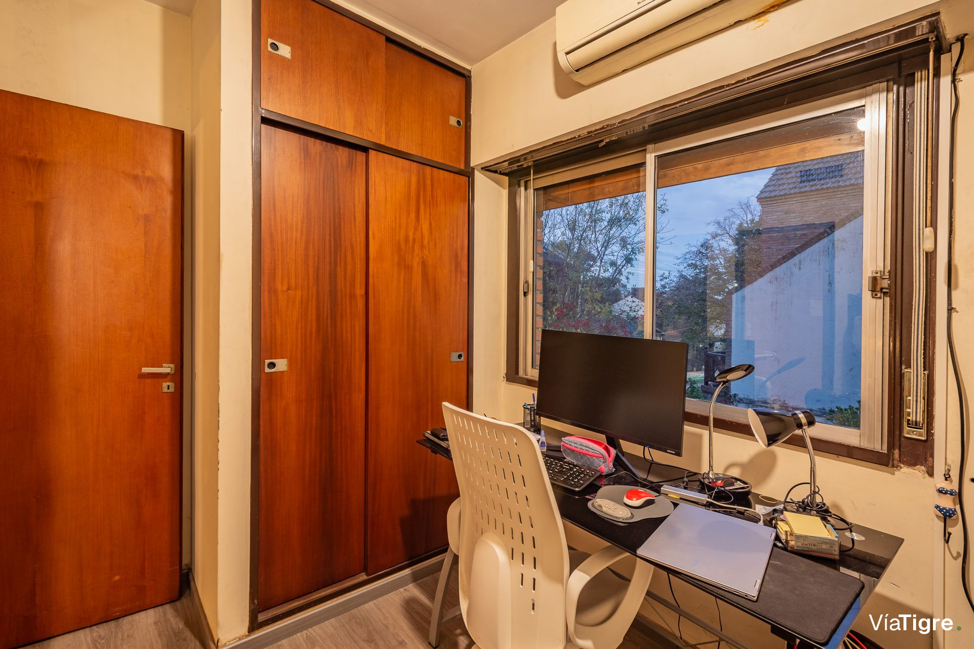 Venta Casa 5 Ambientes Olivos Permuta