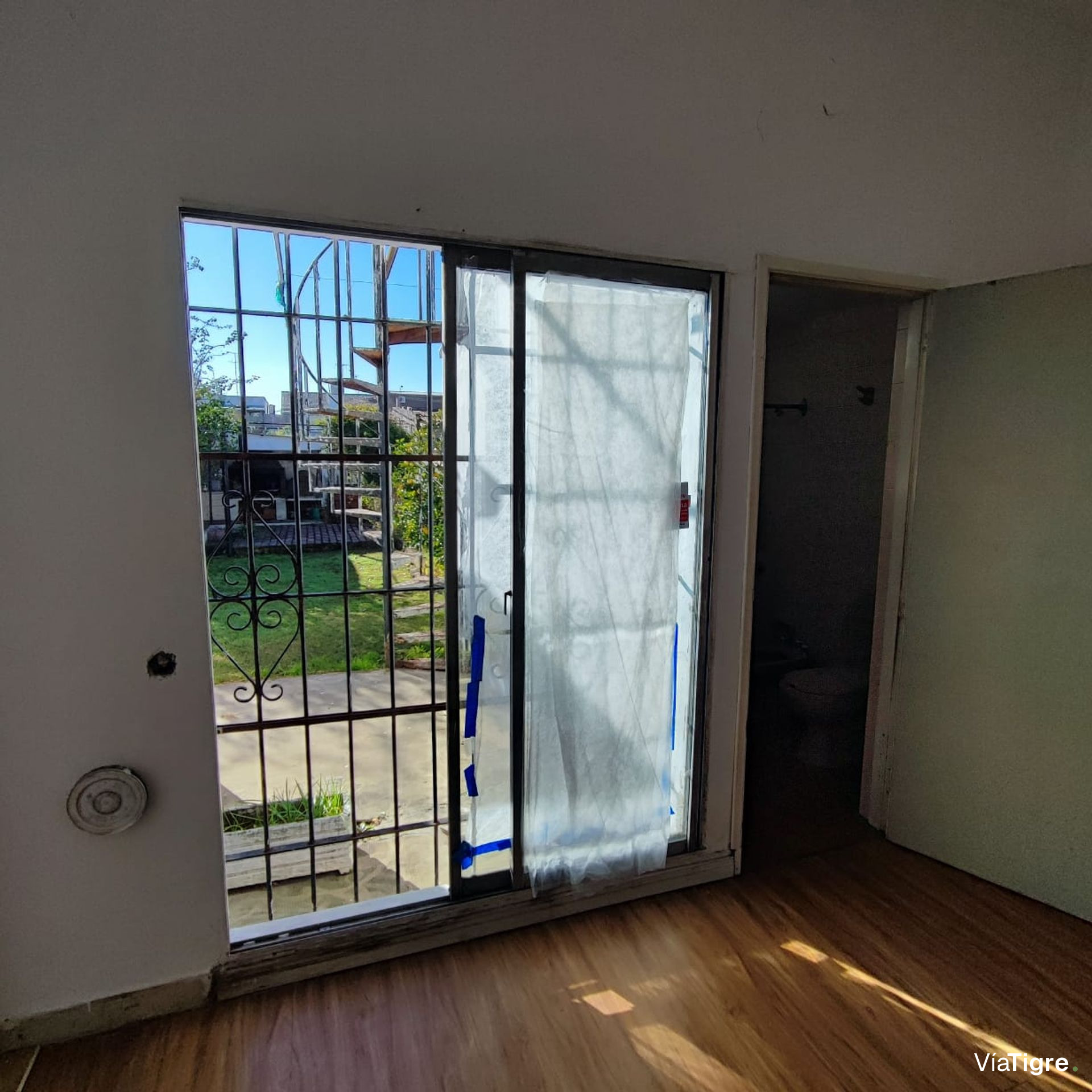 Venta casa en beccar 4 ambientes jardin y cochera