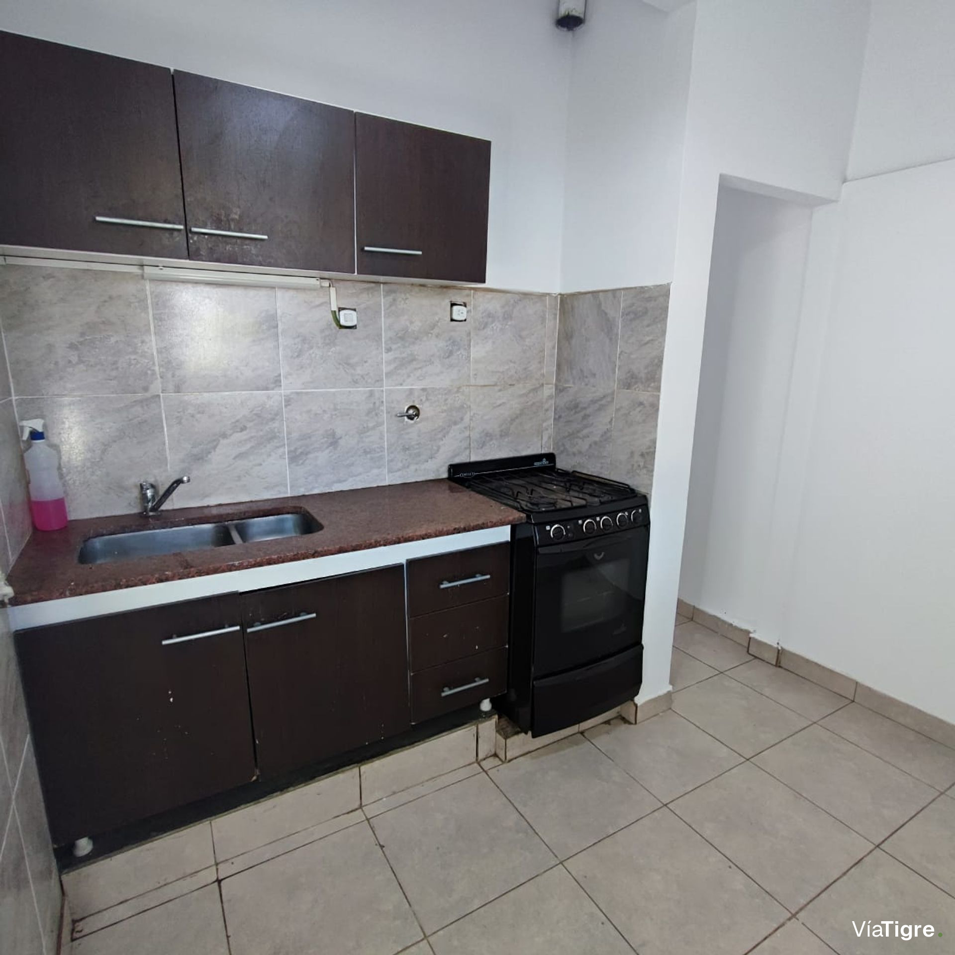 Venta casa en beccar 4 ambientes jardin y cochera