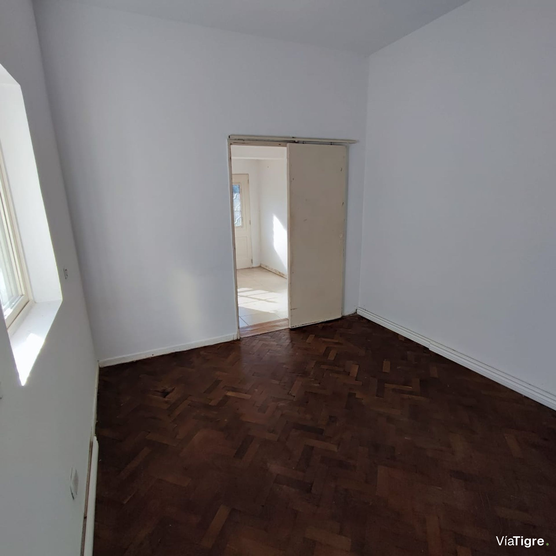Venta casa en beccar 4 ambientes jardin y cochera