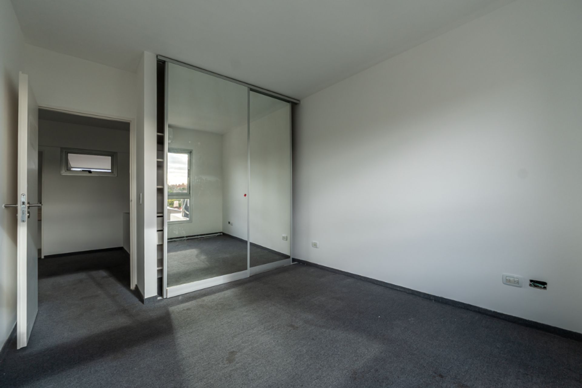 Alquiler Duplex 4 Amb + Cochera 160 Metros Beccar
