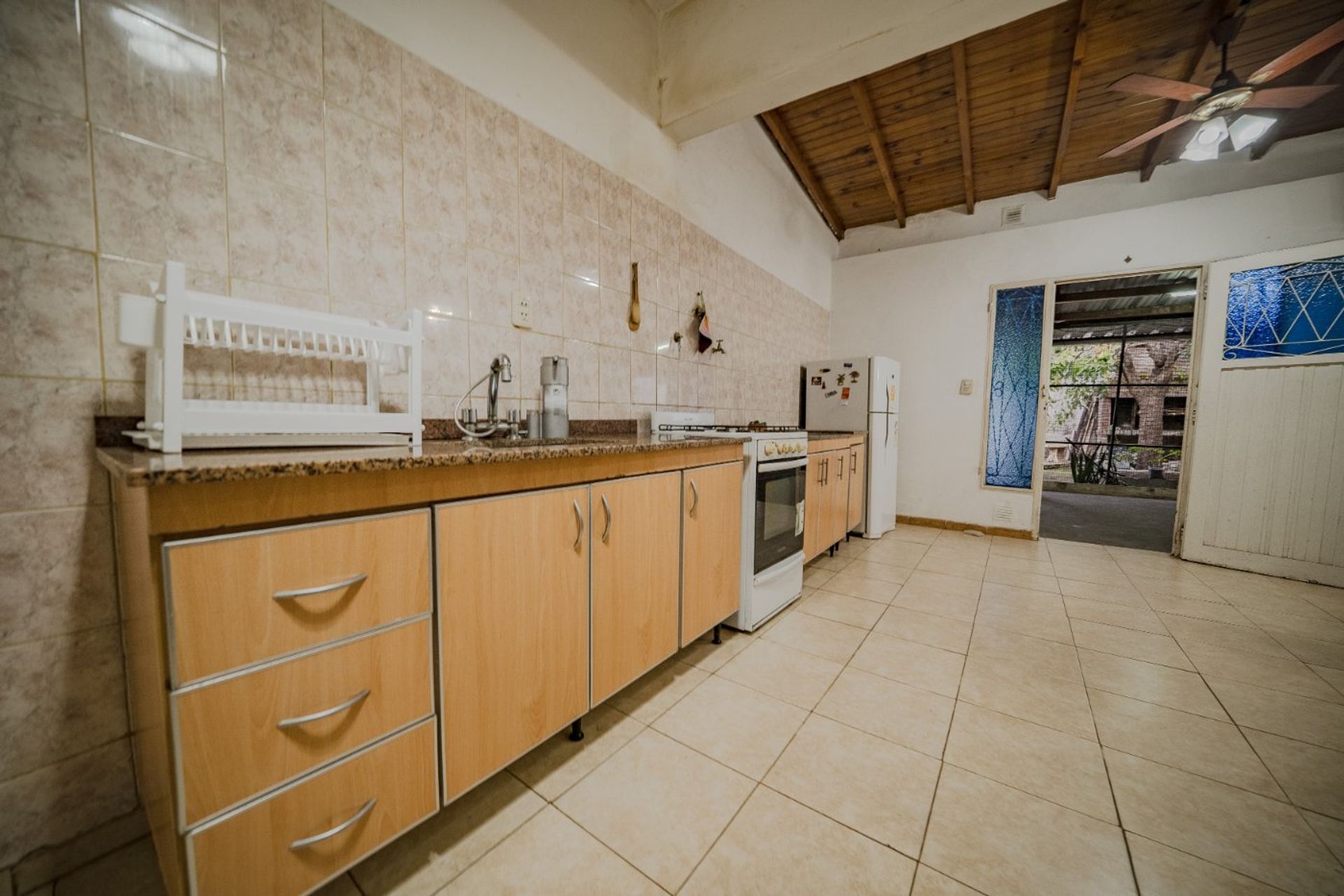 Casa 7 Ambientes con patio y cochera