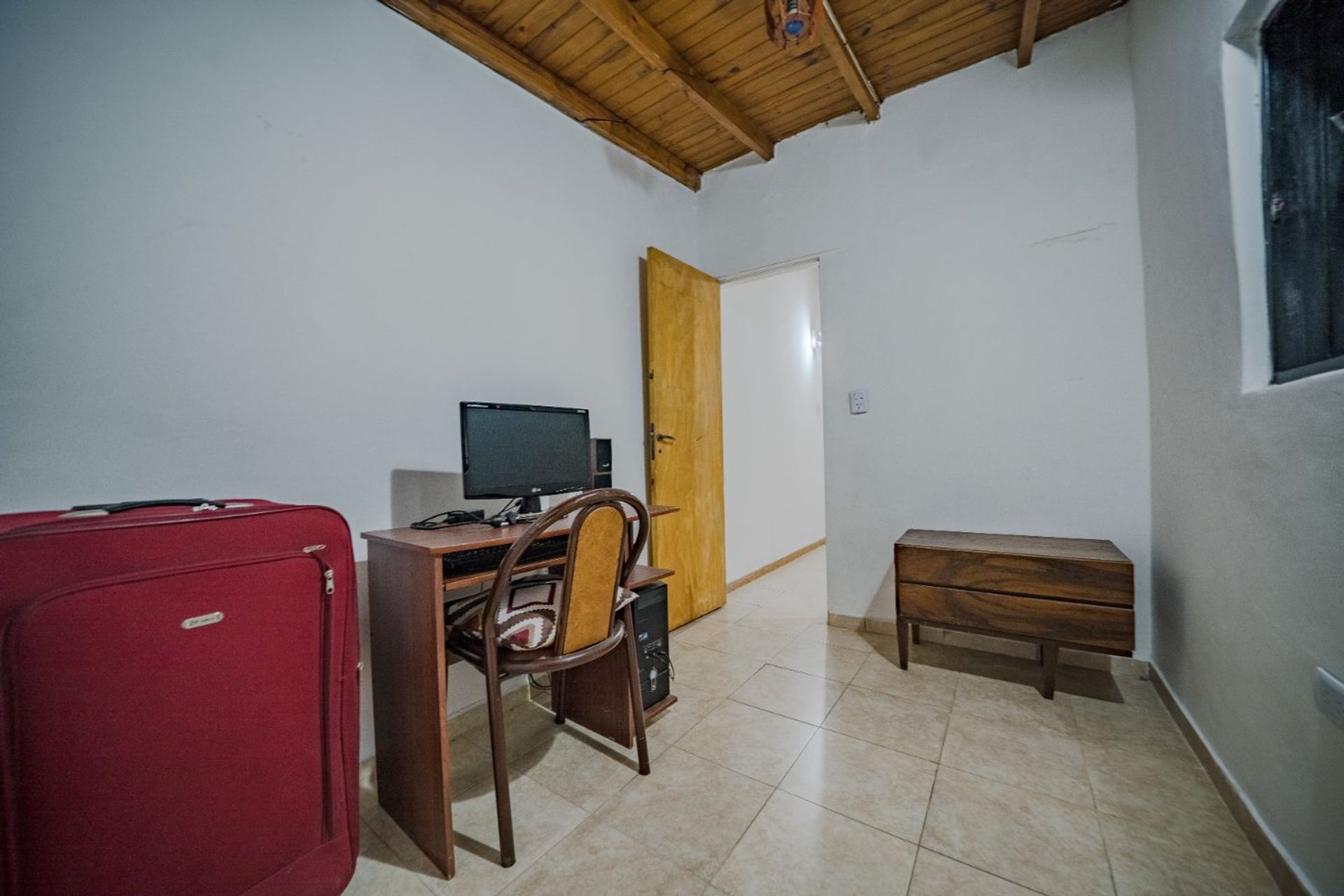 Casa 7 Ambientes con patio y cochera