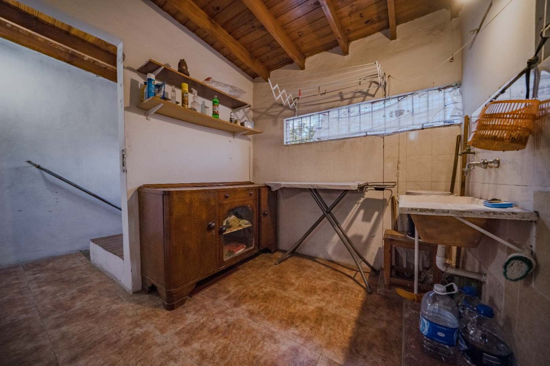 Casa 7 Ambientes con patio y cochera